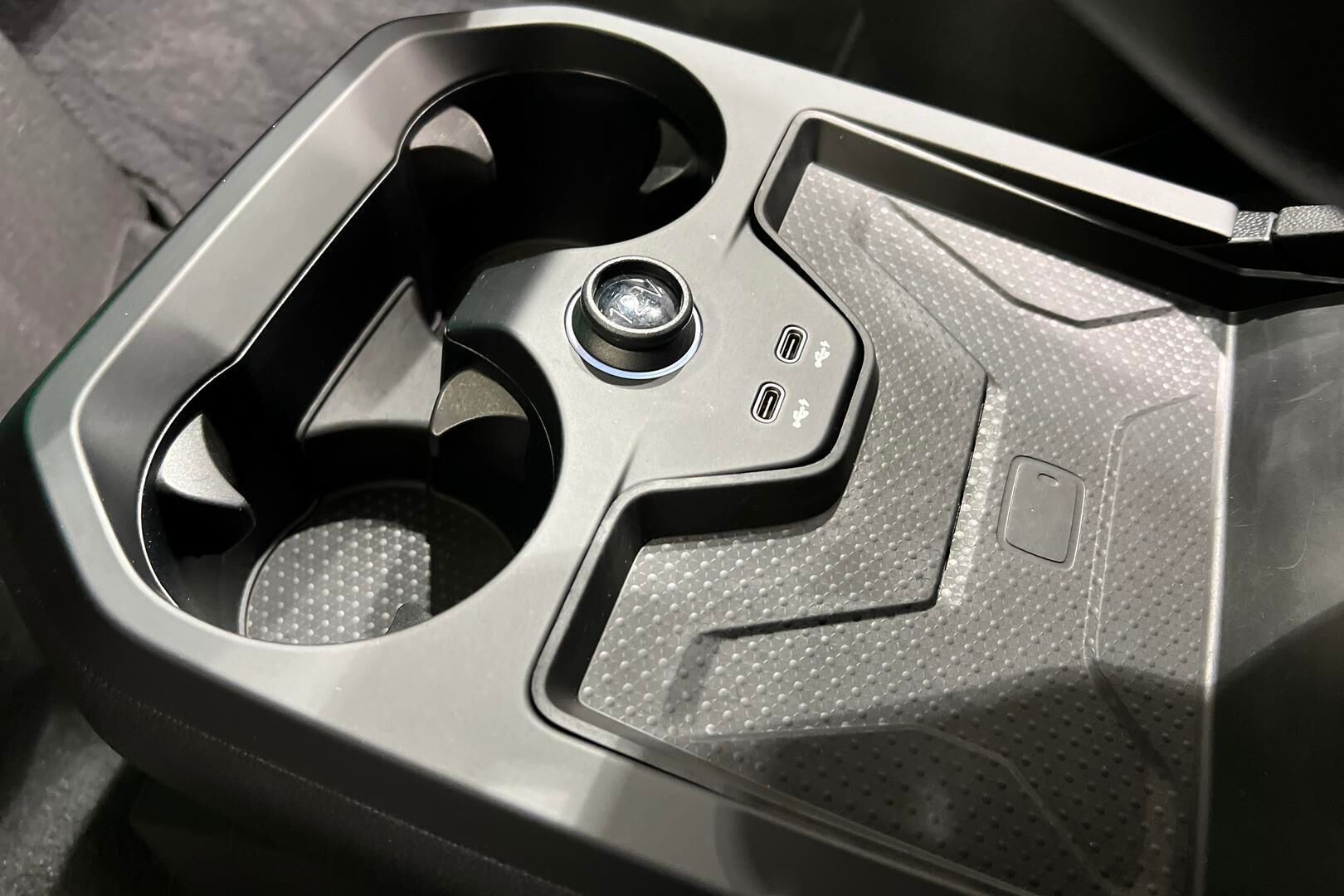BMW IX iso kuva 21