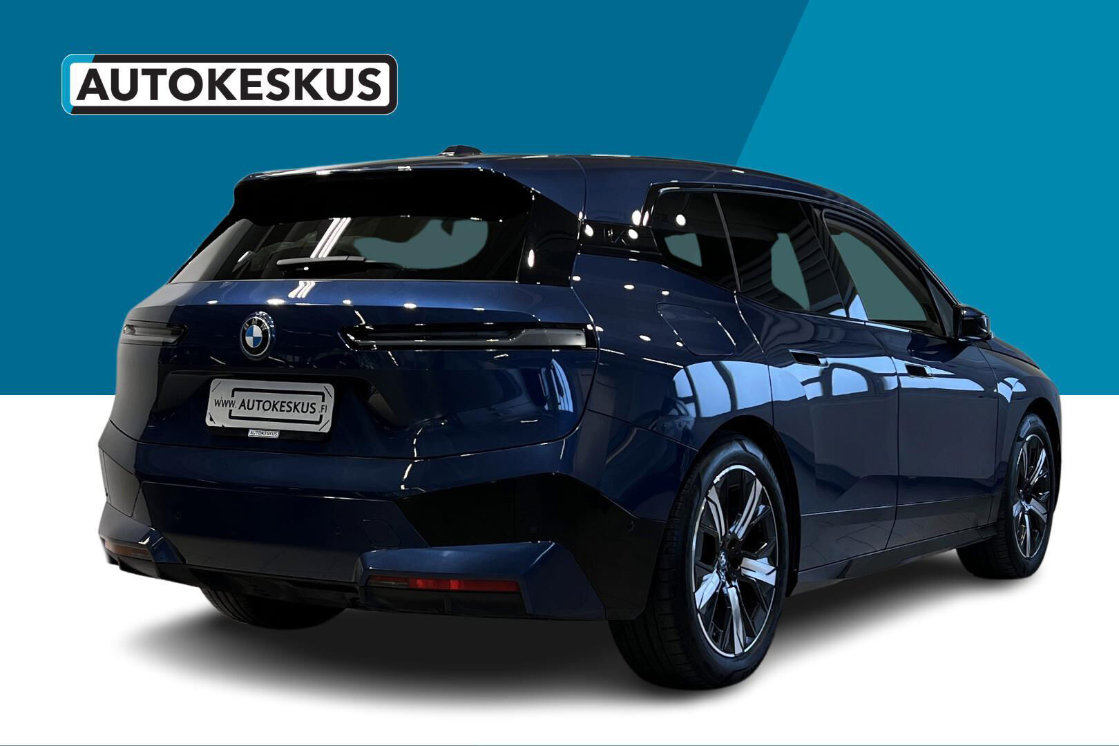 BMW IX iso kuva 4