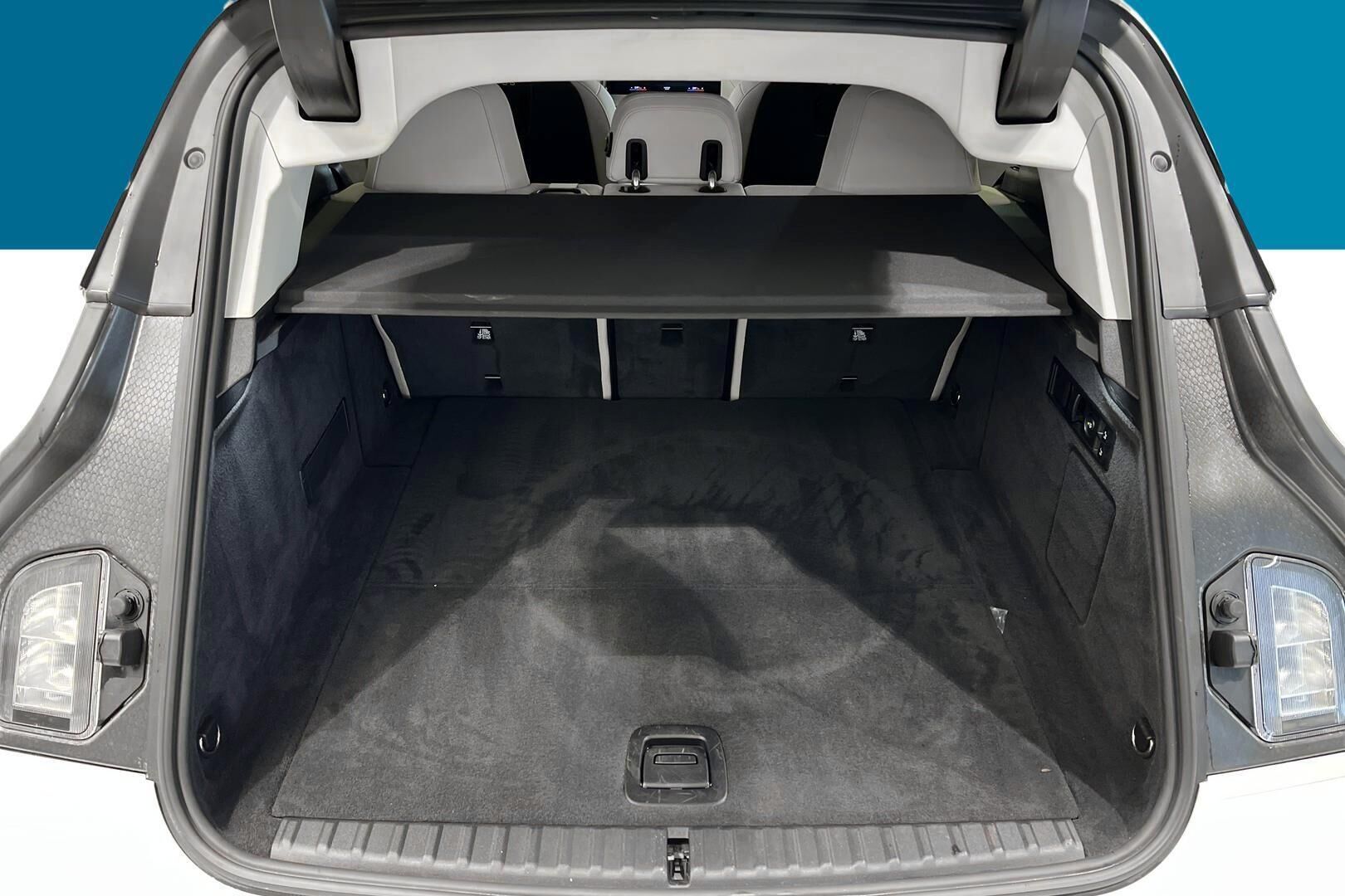 BMW IX iso kuva 20