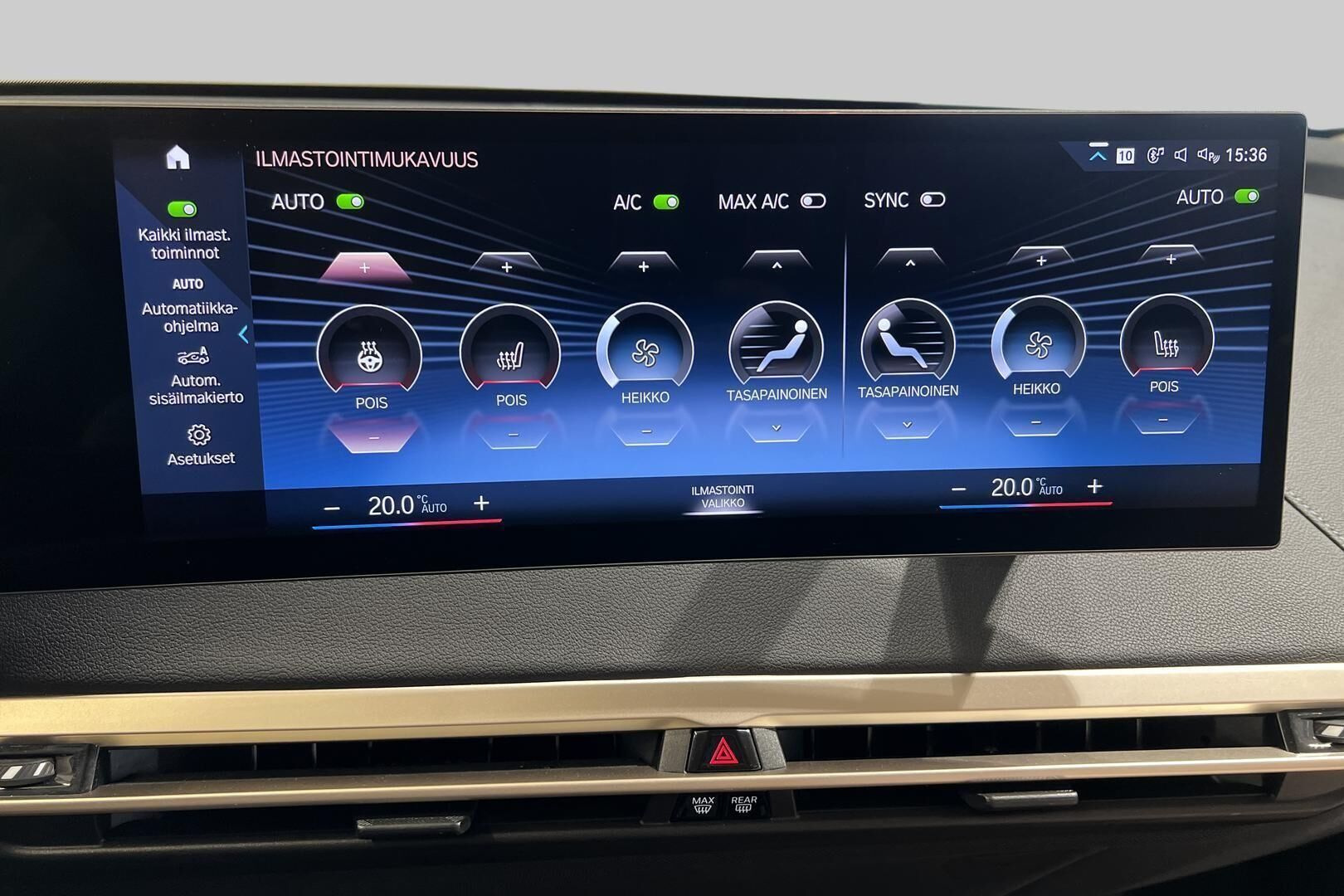 BMW IX iso kuva 28