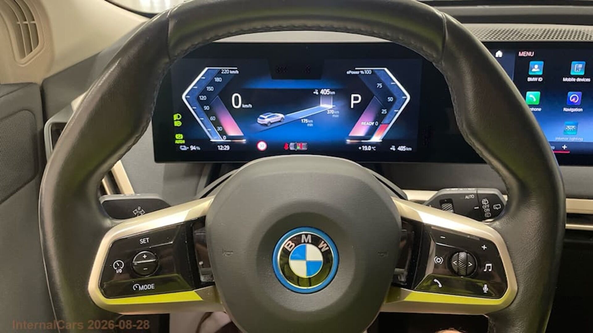 BMW IX iso kuva 10