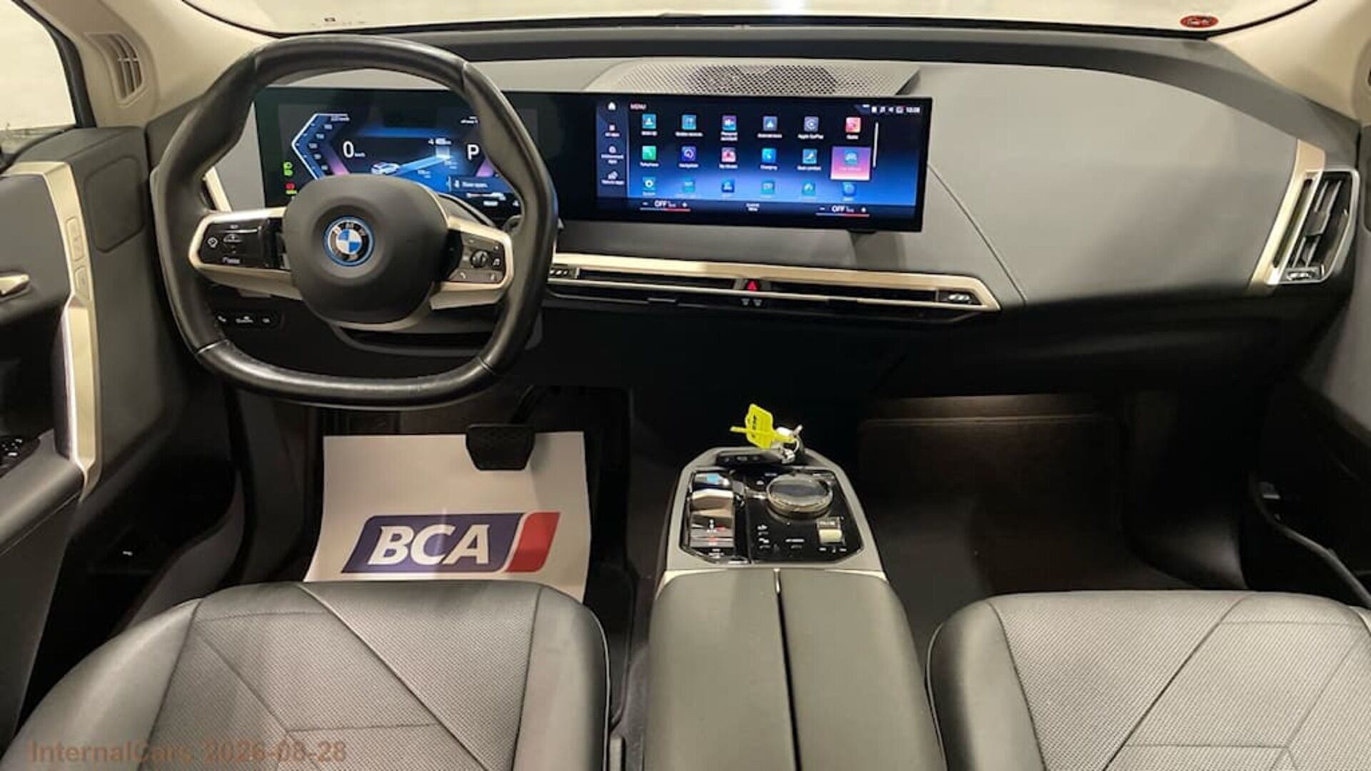 BMW IX iso kuva 5