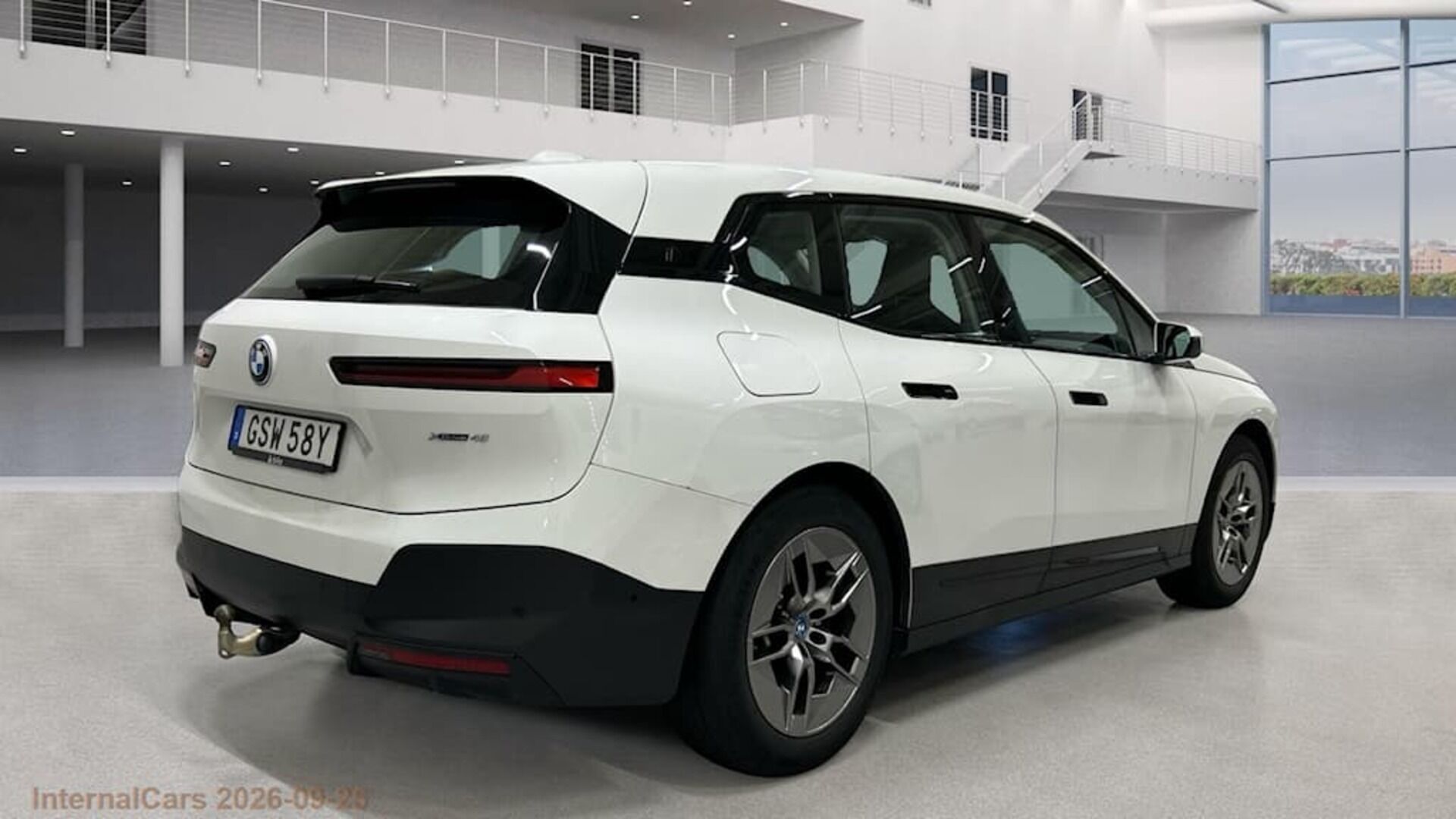 BMW IX iso kuva 3