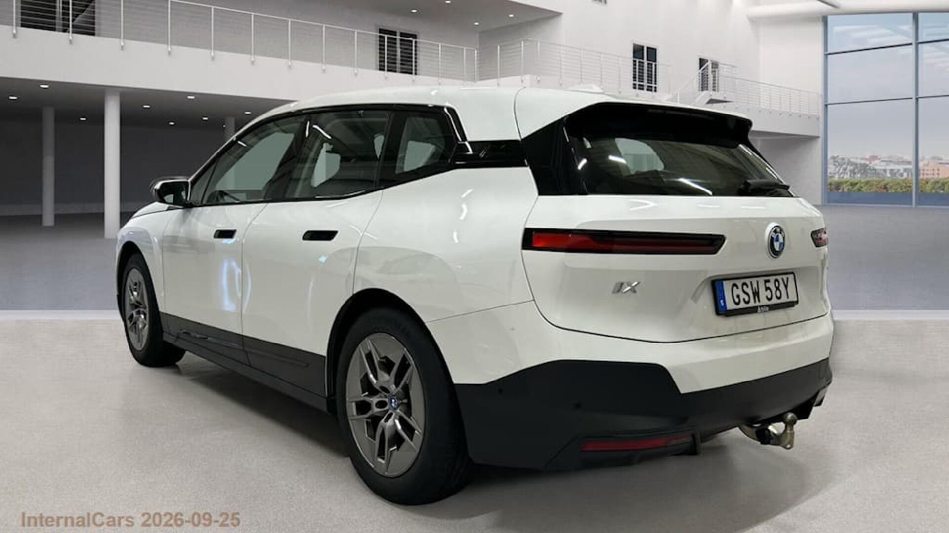 BMW IX iso kuva 4