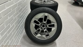 BMW IX esikatselu 9