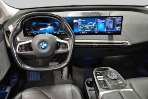 BMW IX esikatselu 2