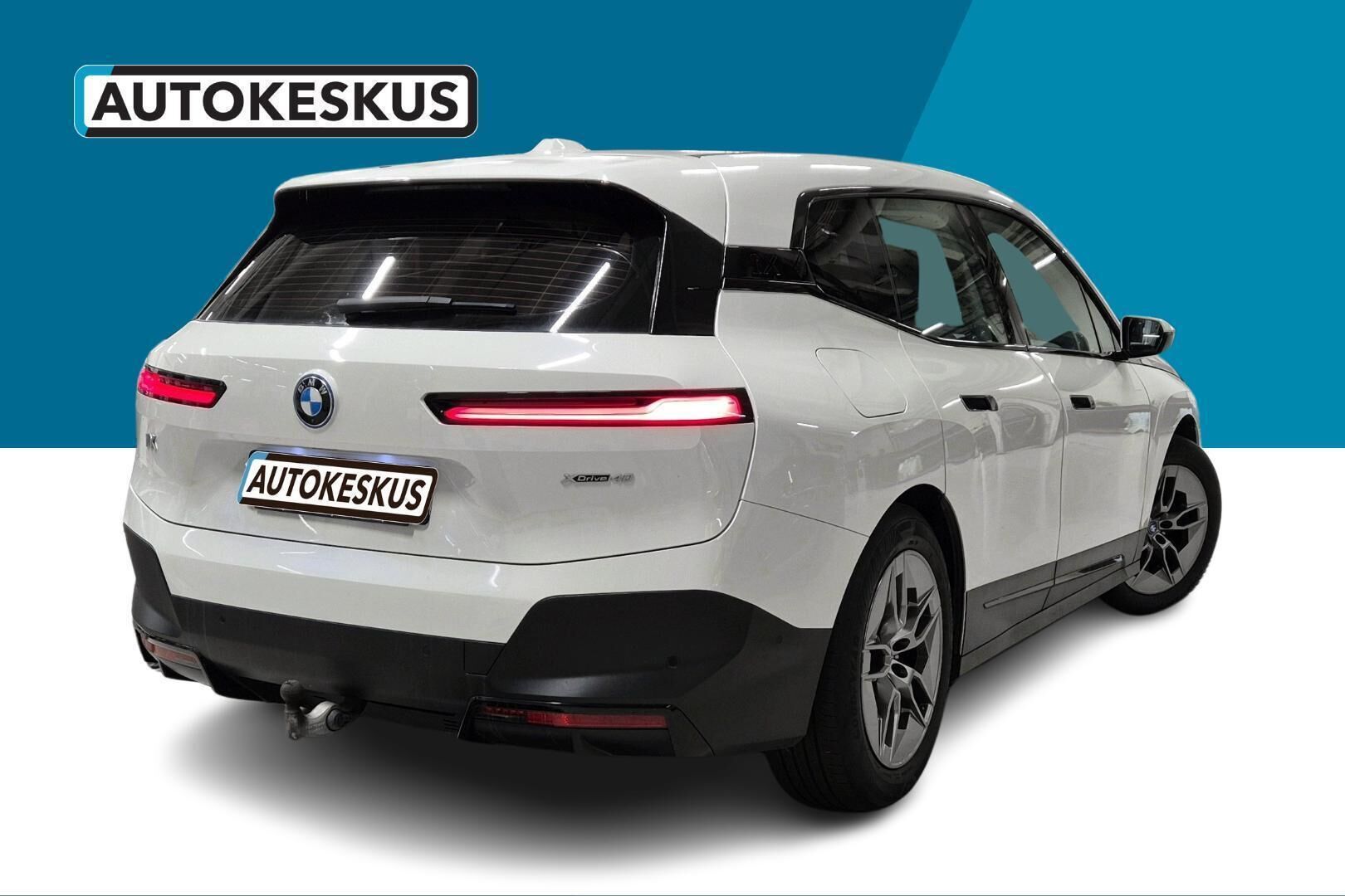 BMW IX iso kuva 3