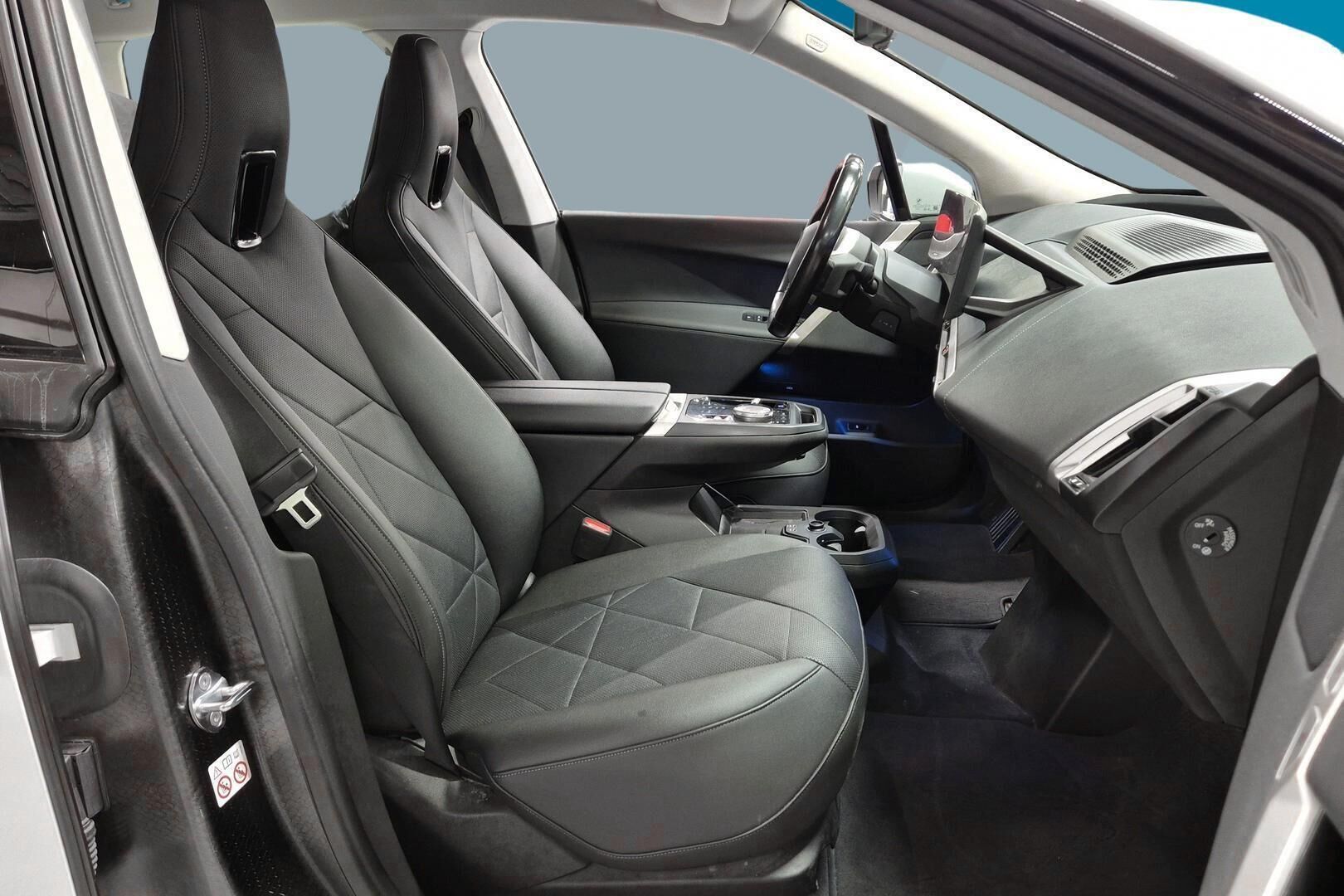 BMW IX iso kuva 4