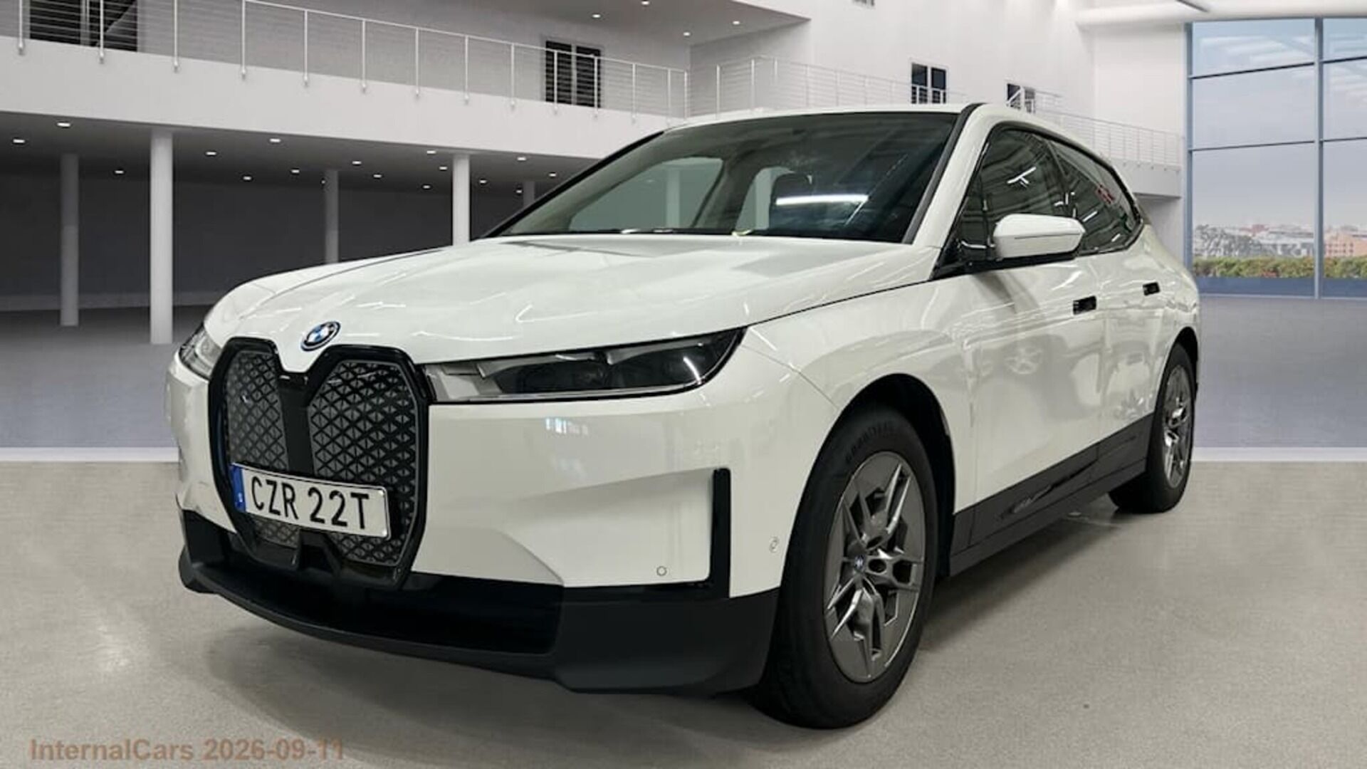 BMW IX iso kuva 0