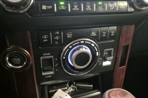 Toyota Land Cruiser esikatselu 25