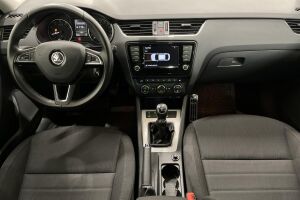 Skoda Octavia esikatselu 13