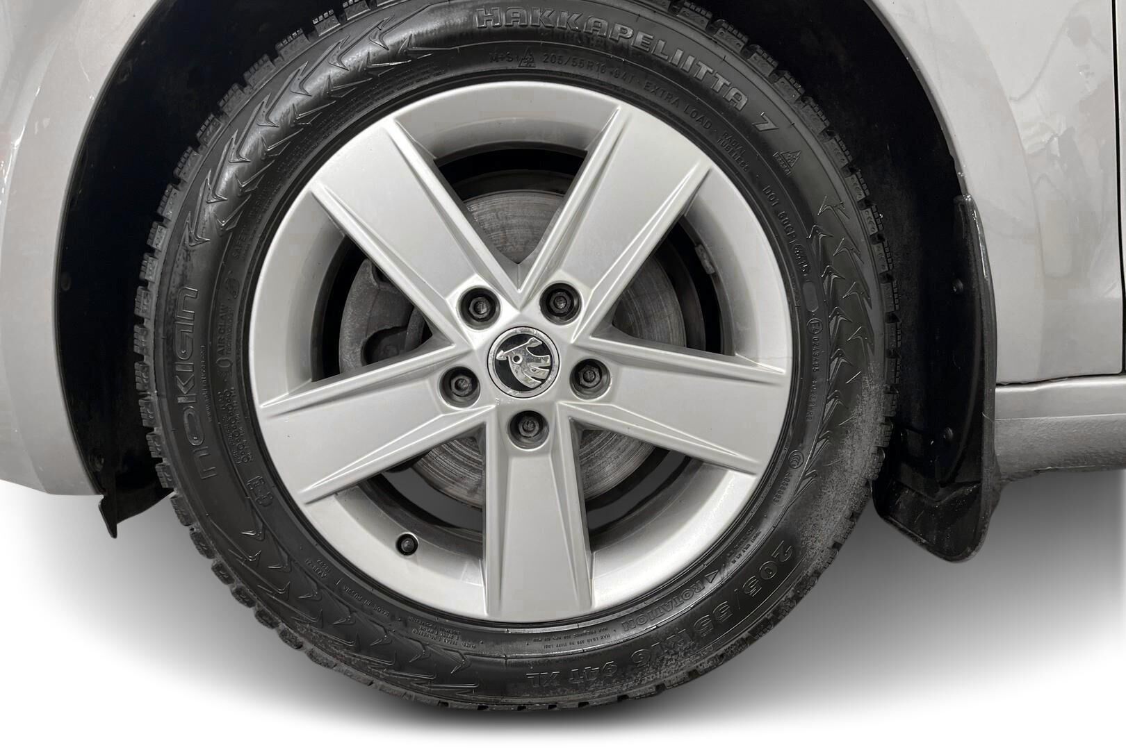 Skoda Octavia iso kuva 5