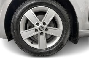 Skoda Octavia esikatselu 5