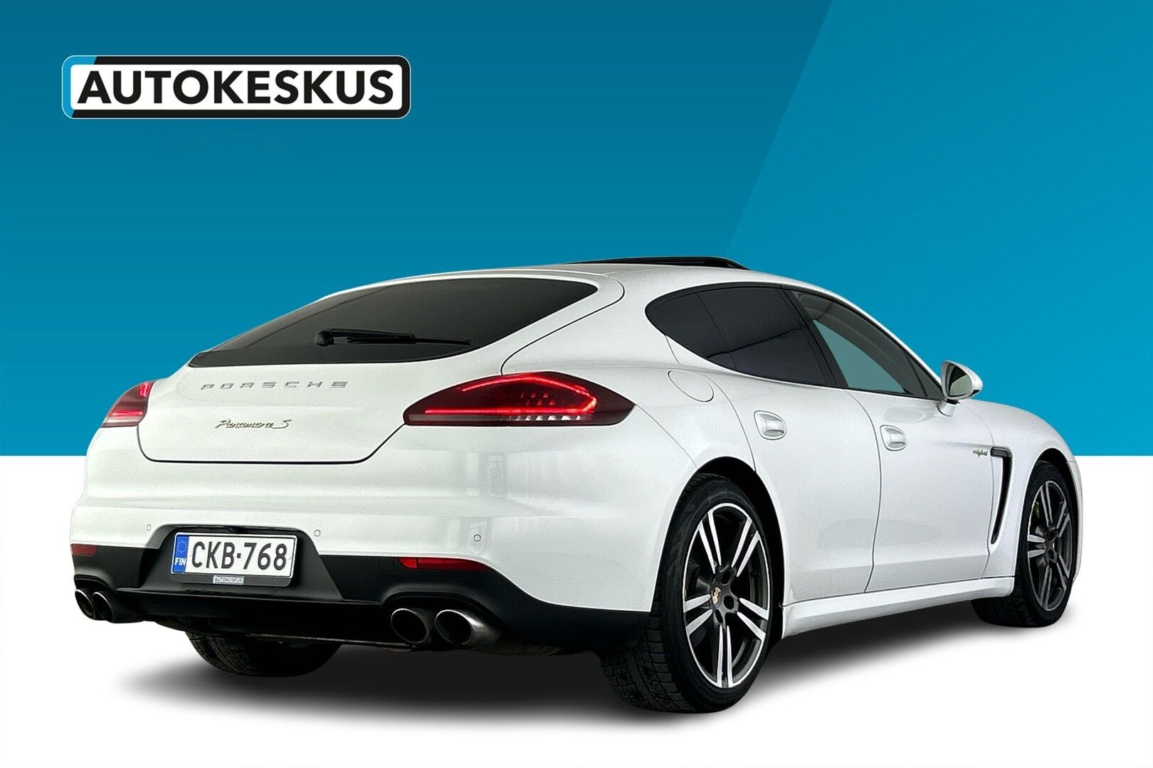 Porsche Panamera iso kuva 2