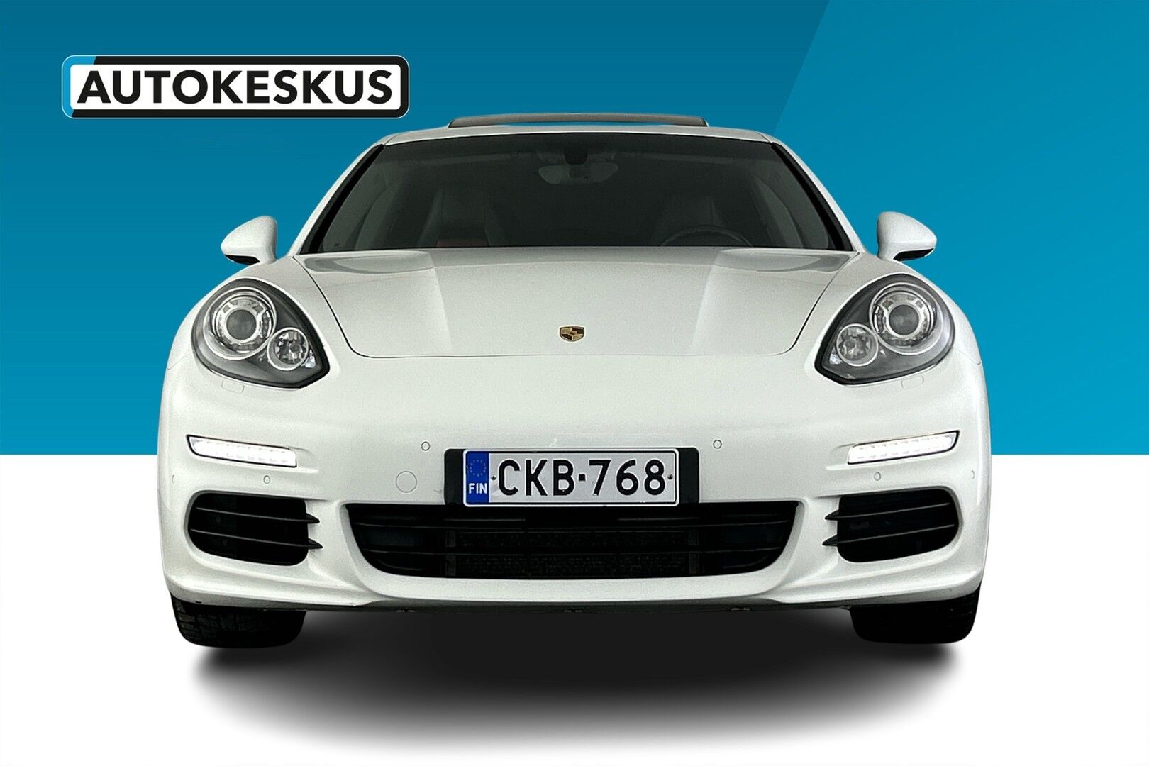 Porsche Panamera iso kuva 3