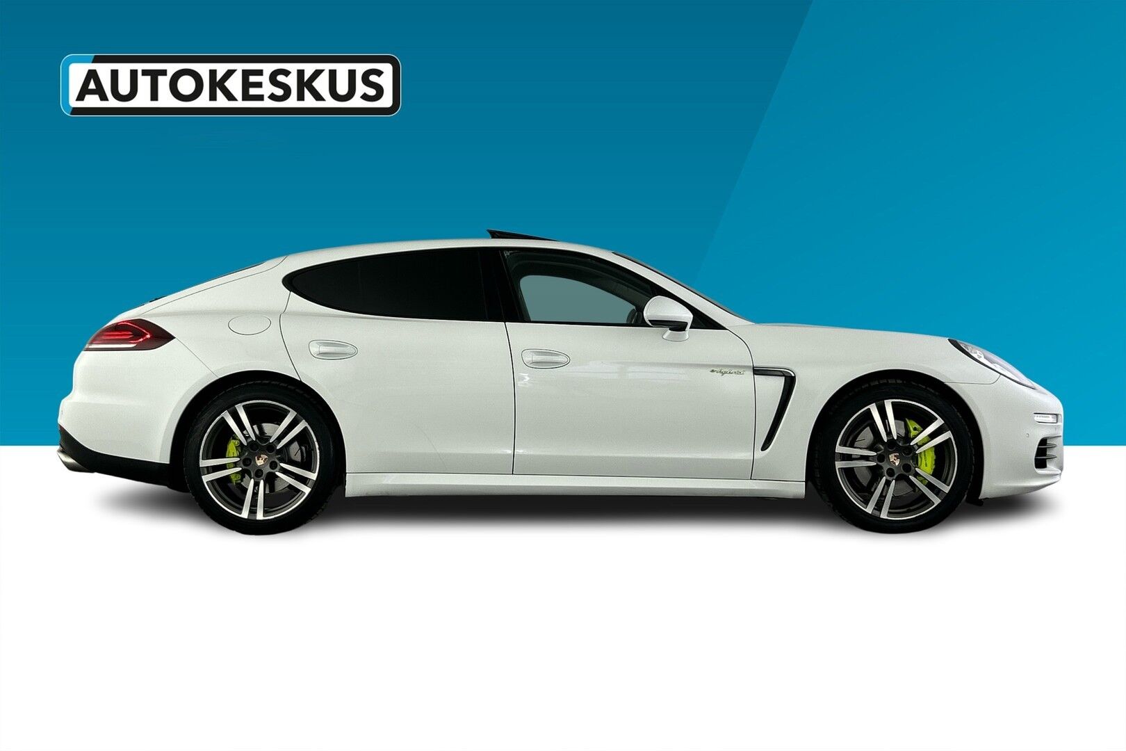 Porsche Panamera iso kuva 5