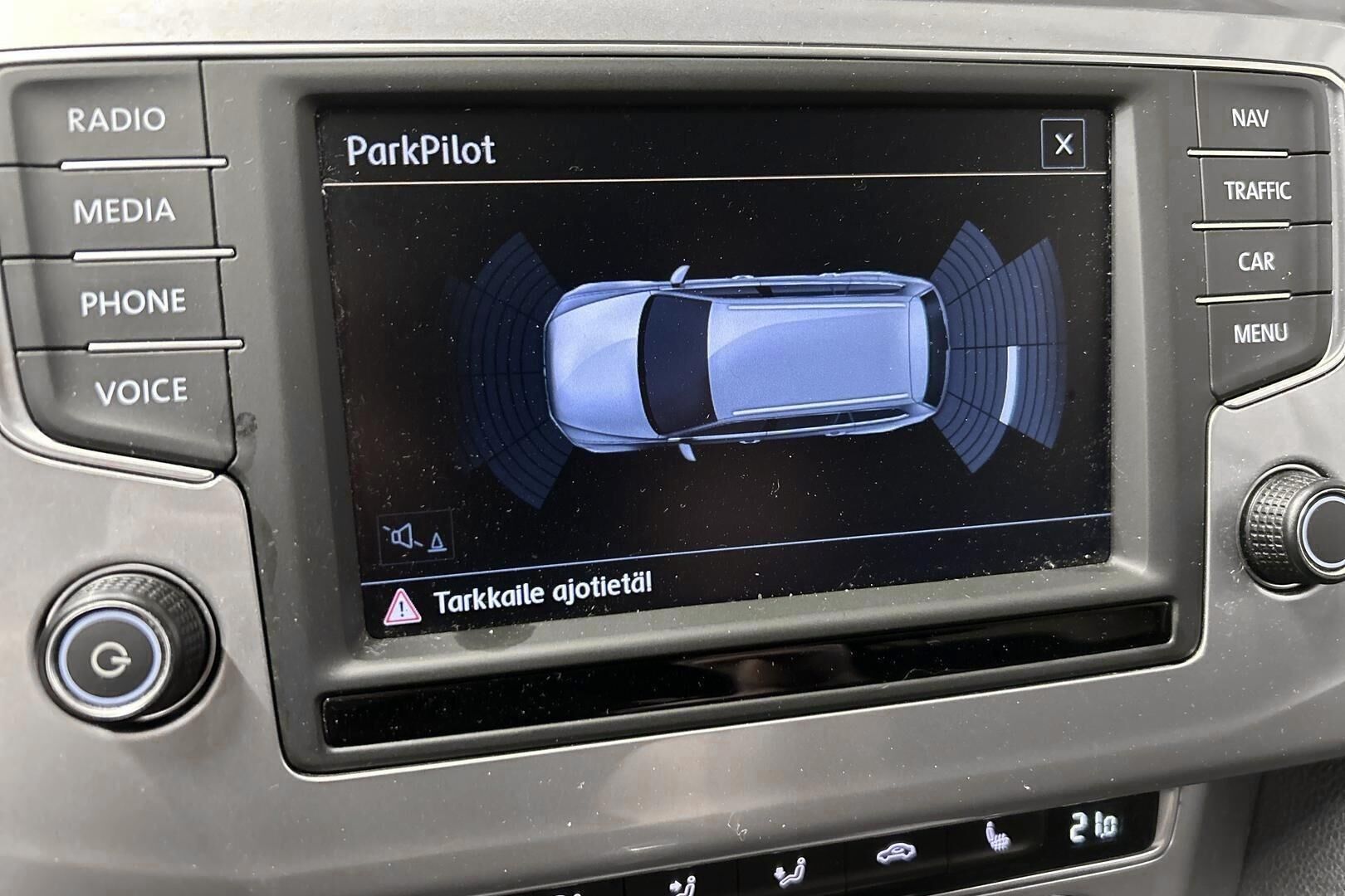 Volkswagen Passat iso kuva 22
