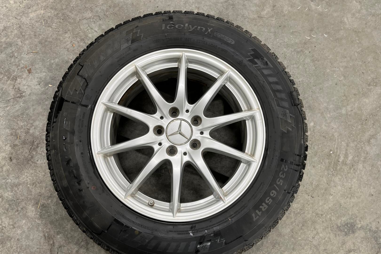 Mercedes-Benz GLE iso kuva 11