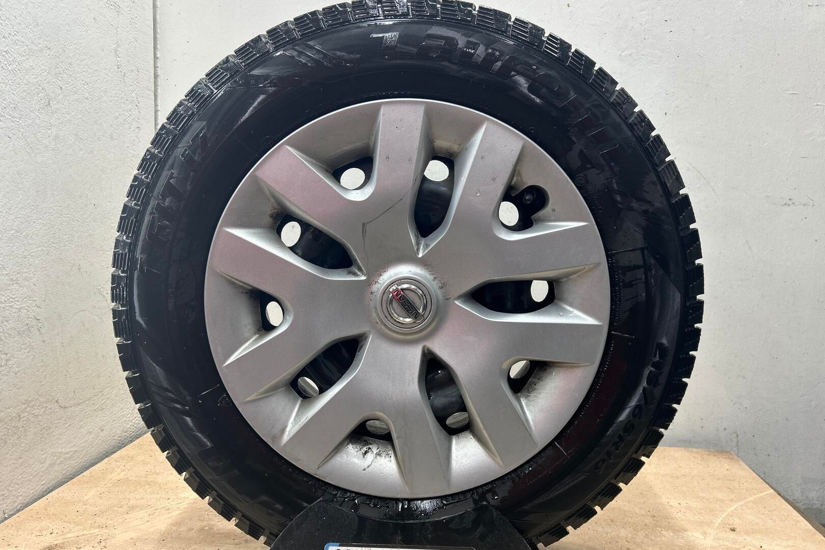 Nissan Qashqai iso kuva 6