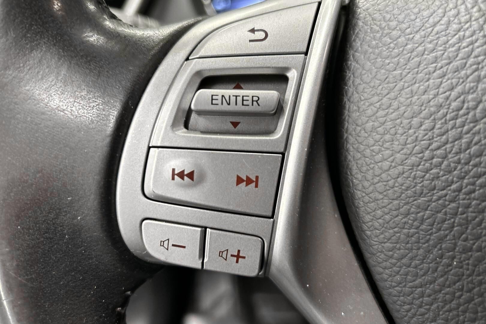 Nissan Qashqai iso kuva 11