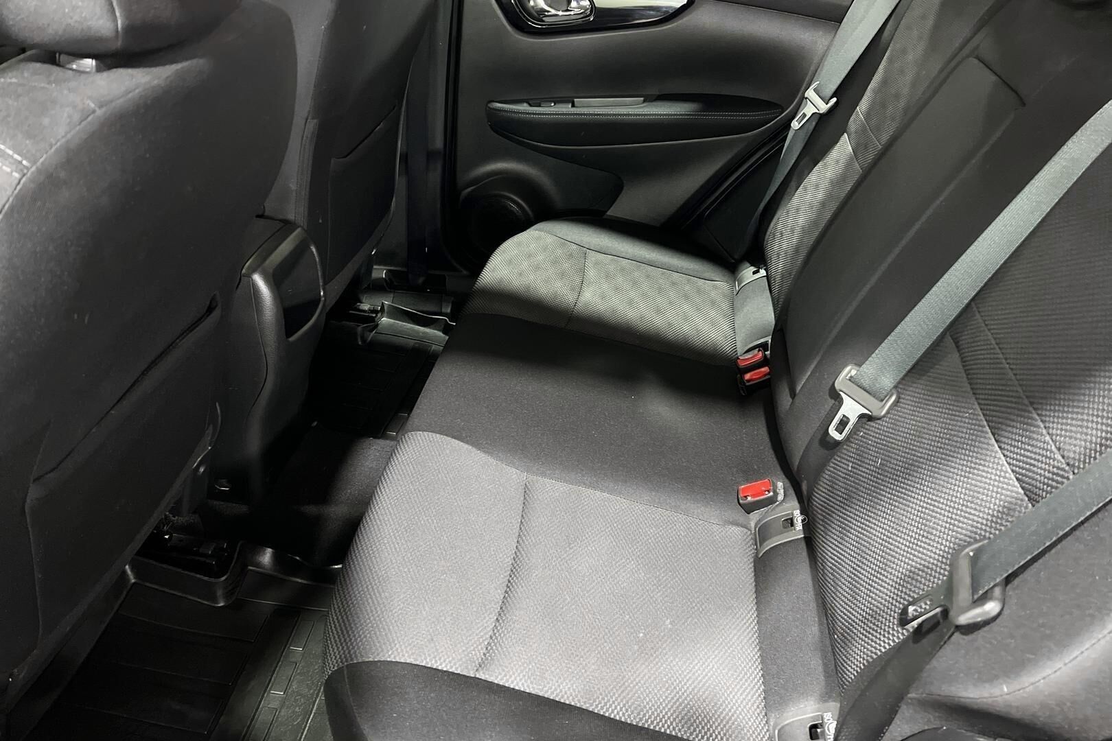 Nissan Qashqai iso kuva 9