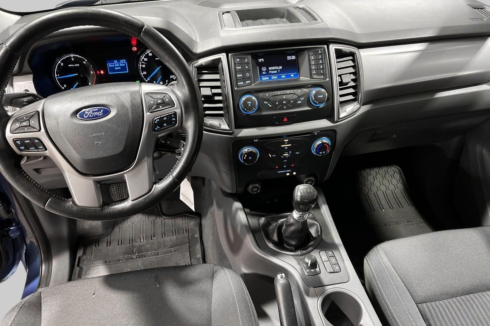 Ford Ranger iso kuva 11