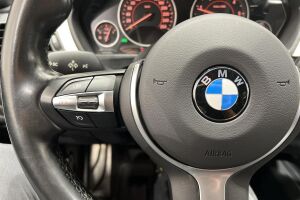 BMW 3-SARJA esikatselu 21