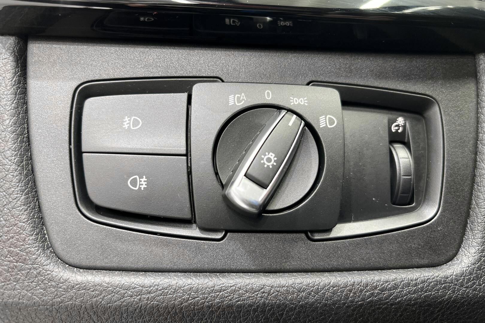 BMW 3-SARJA iso kuva 22