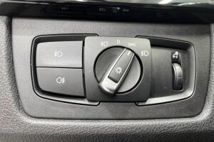 BMW 3-SARJA esikatselu 22