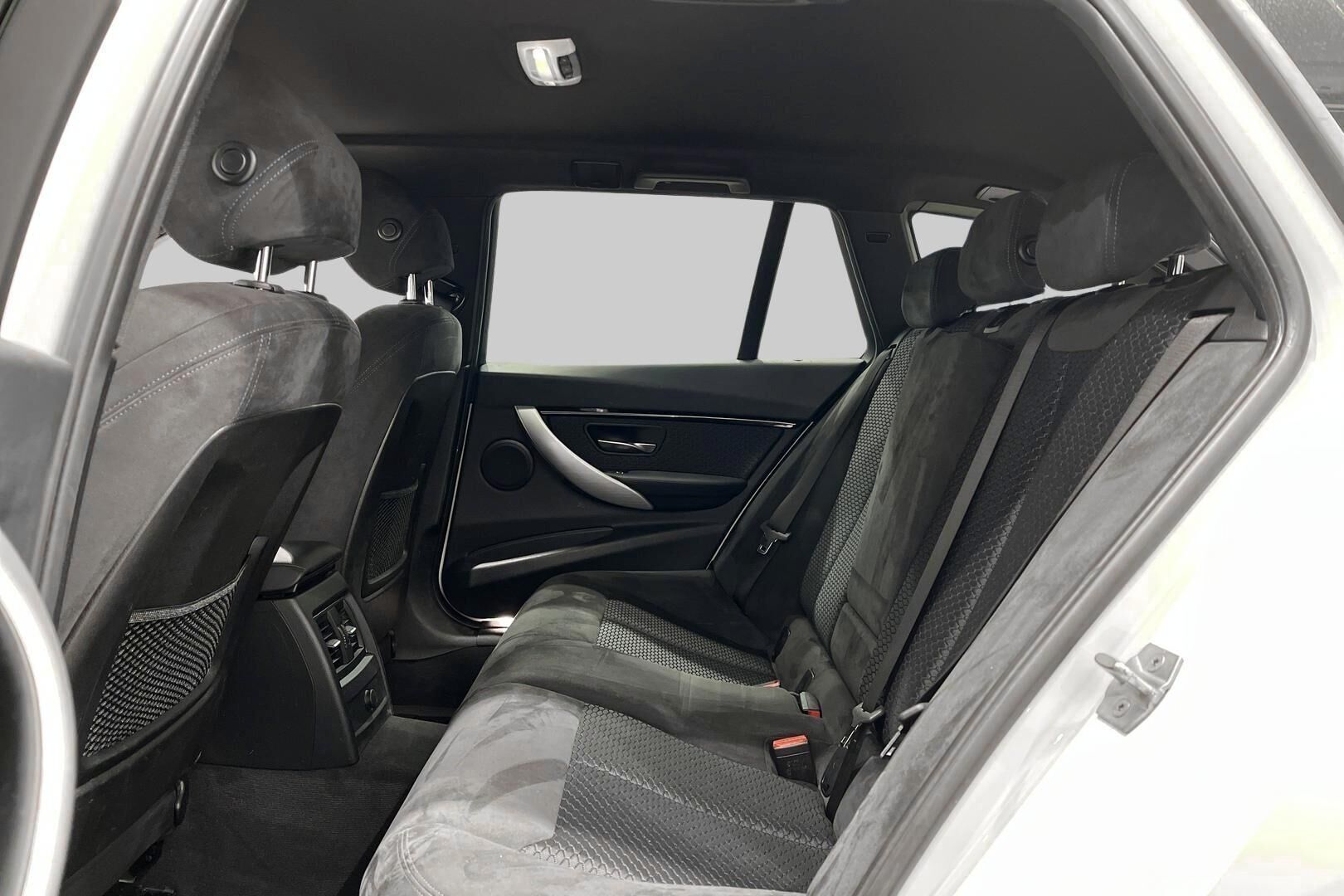 BMW 3-SARJA iso kuva 9