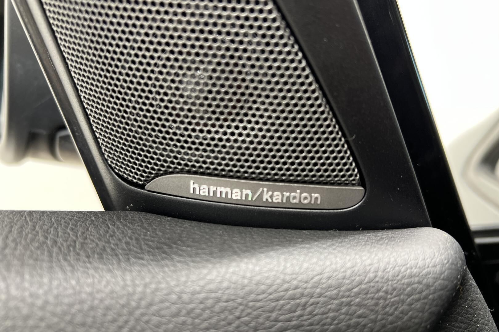 BMW 2-SARJA iso kuva 24