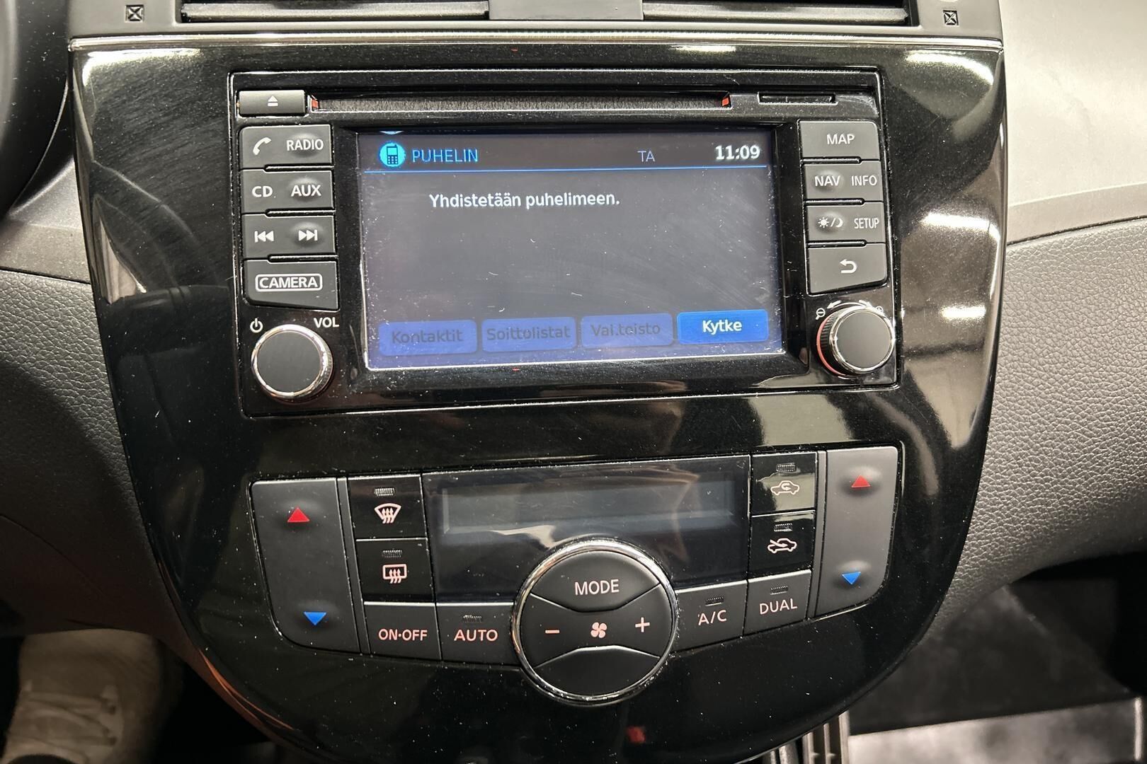 Nissan Pulsar iso kuva 15