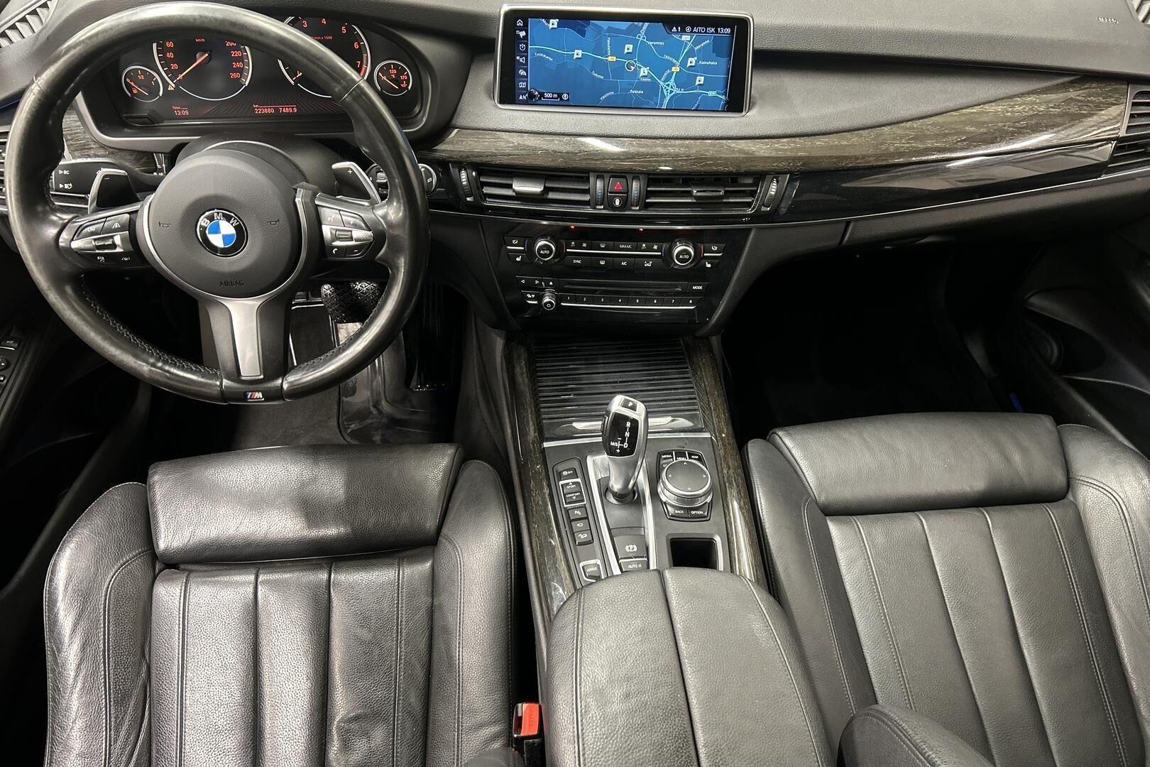 BMW X5 iso kuva 25
