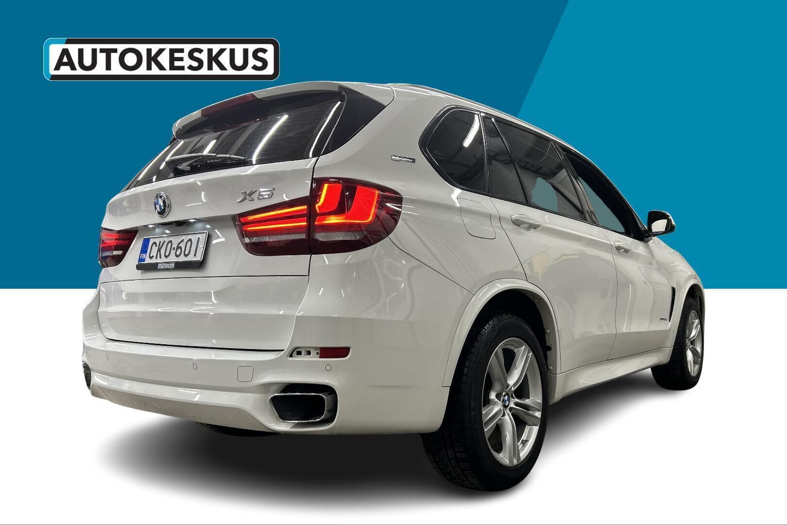 BMW X5 iso kuva 22