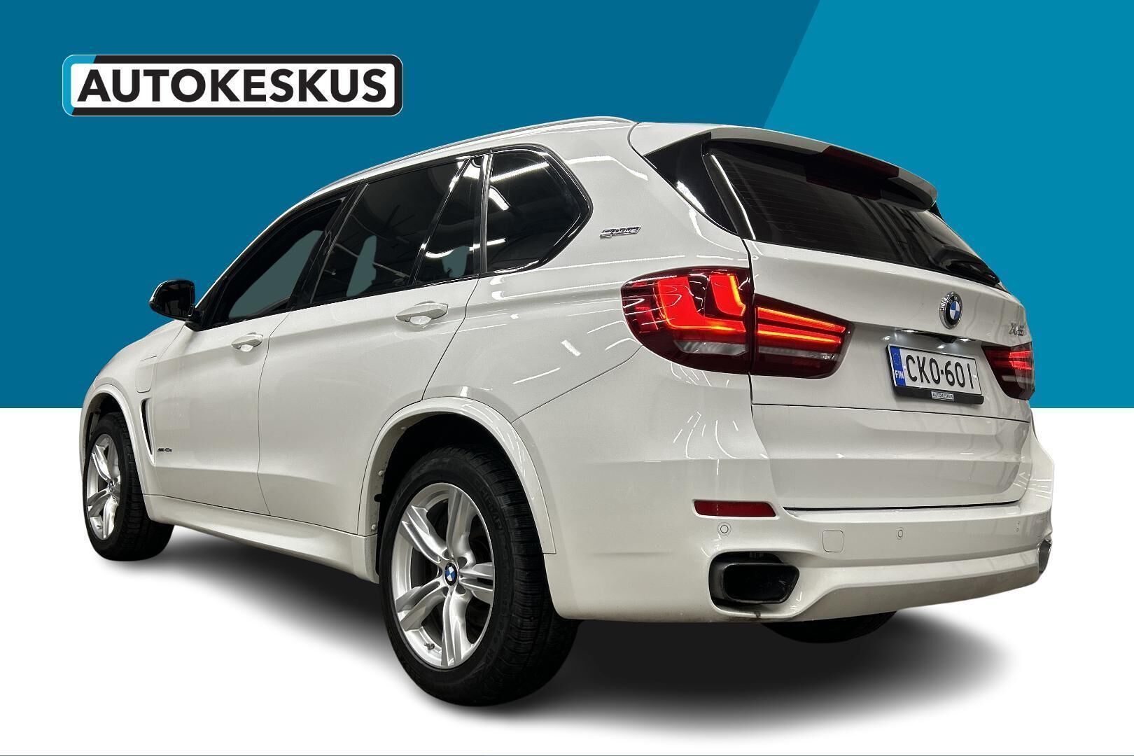 BMW X5 iso kuva 23