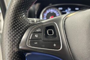 MERCEDES-BENZ E esikatselu 17