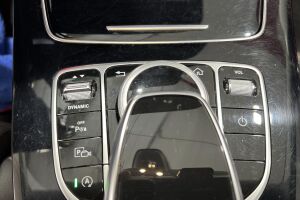 MERCEDES-BENZ E esikatselu 22