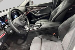 MERCEDES-BENZ E esikatselu 7