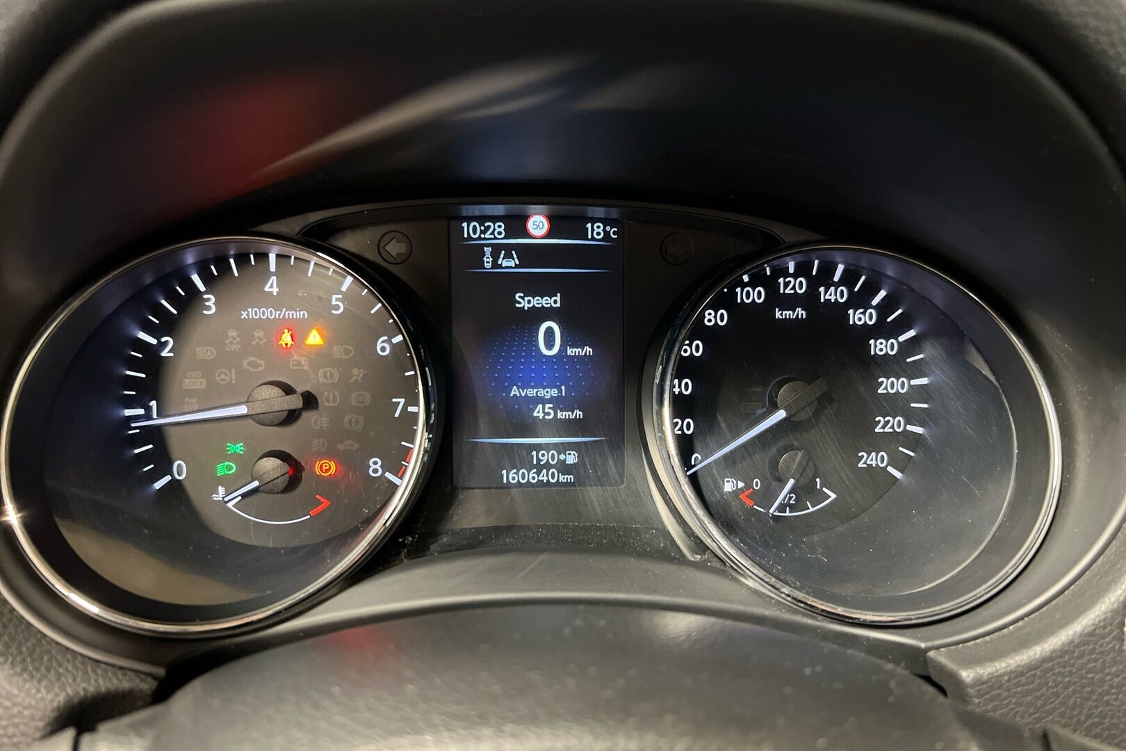 Nissan Qashqai iso kuva 11