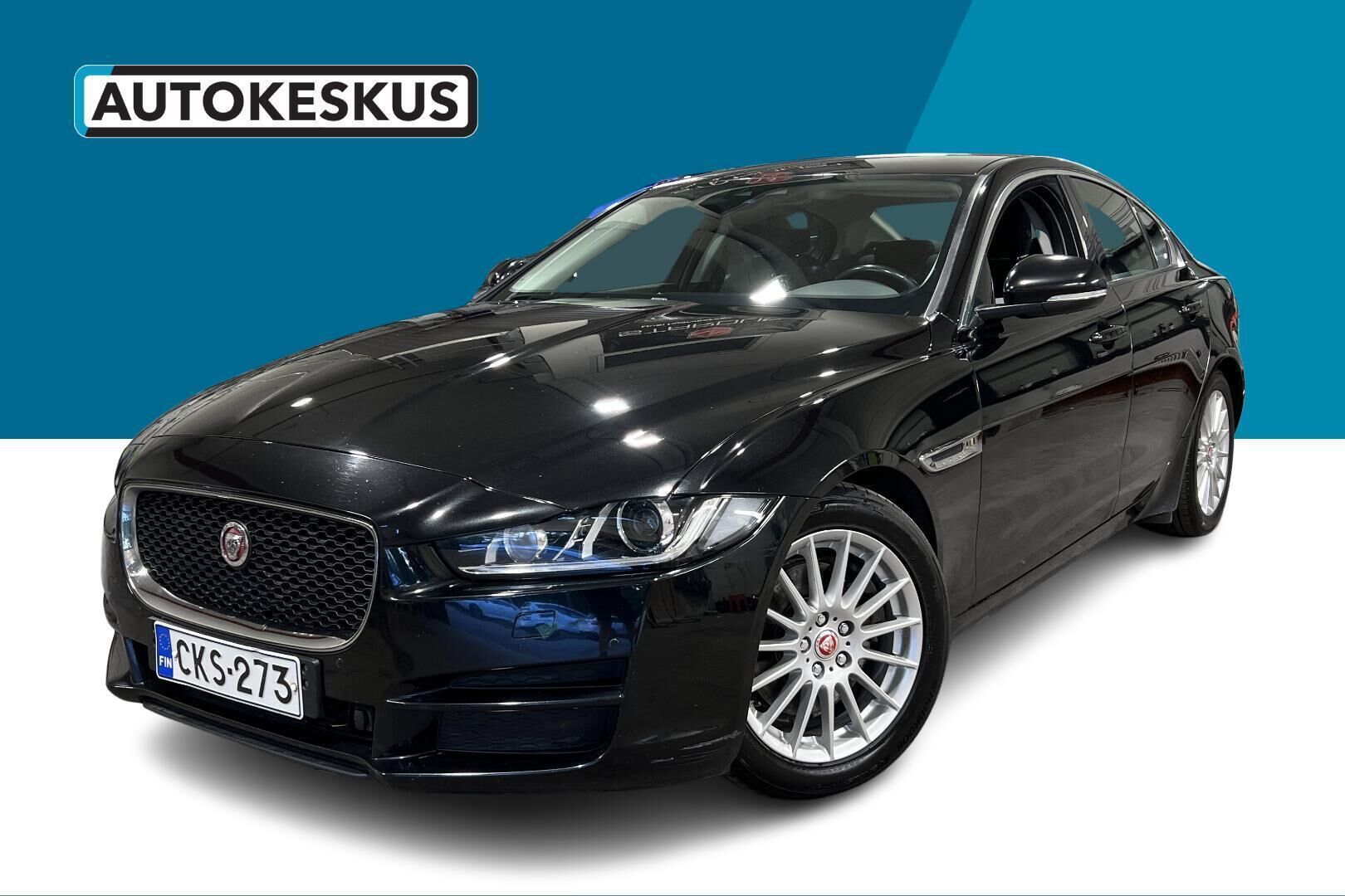 Jaguar XE iso kuva 0