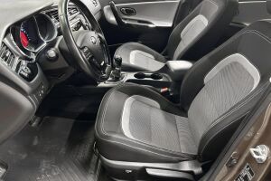 Kia cee'd esikatselu 9