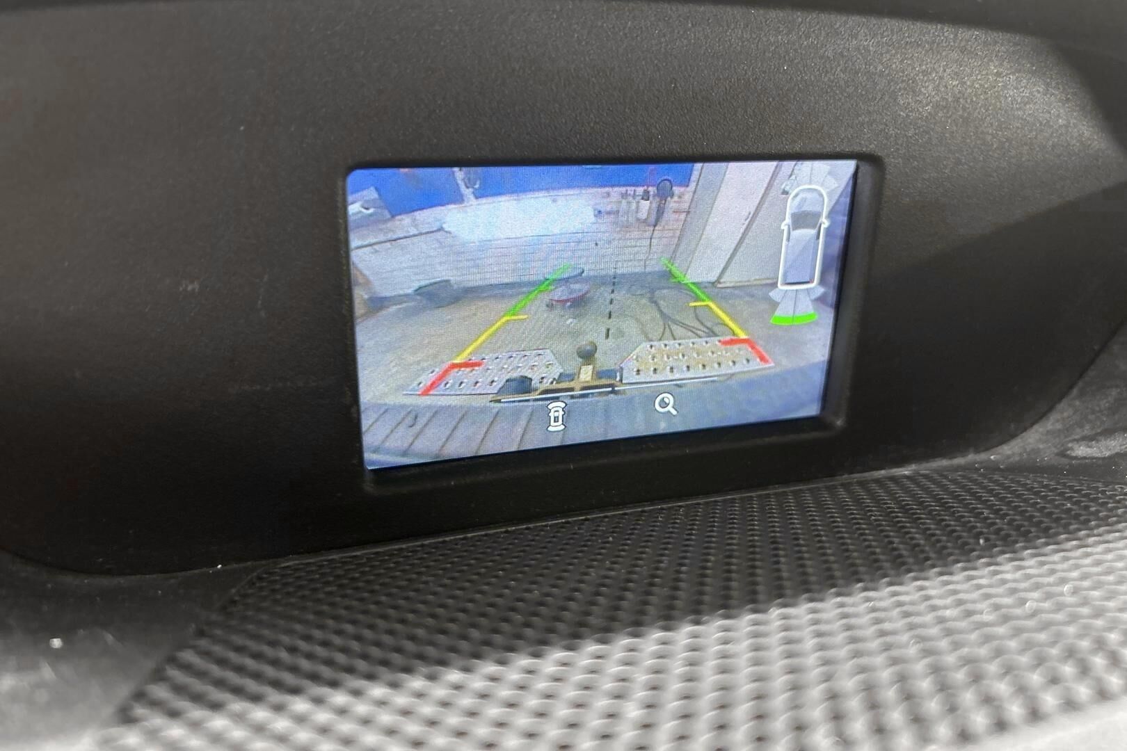 Ford Transit iso kuva 18