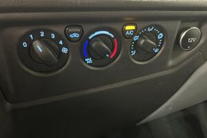 Ford Transit esikatselu 20