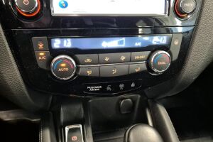 Nissan Qashqai esikatselu 17