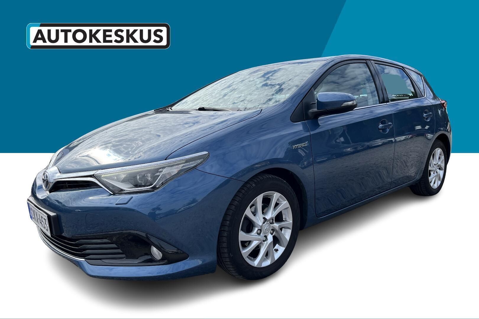 Toyota Auris iso kuva 2