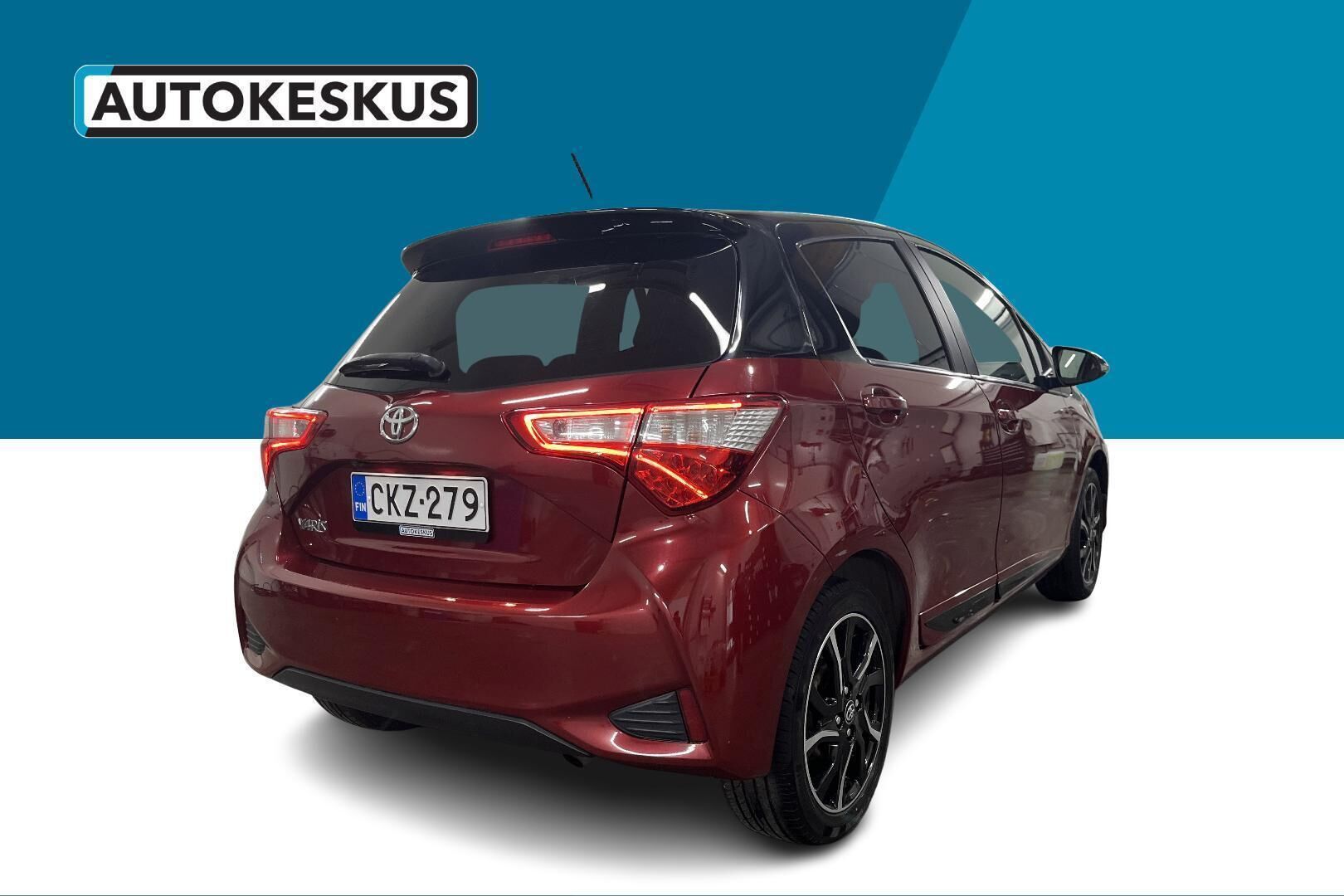 Toyota Yaris iso kuva 12