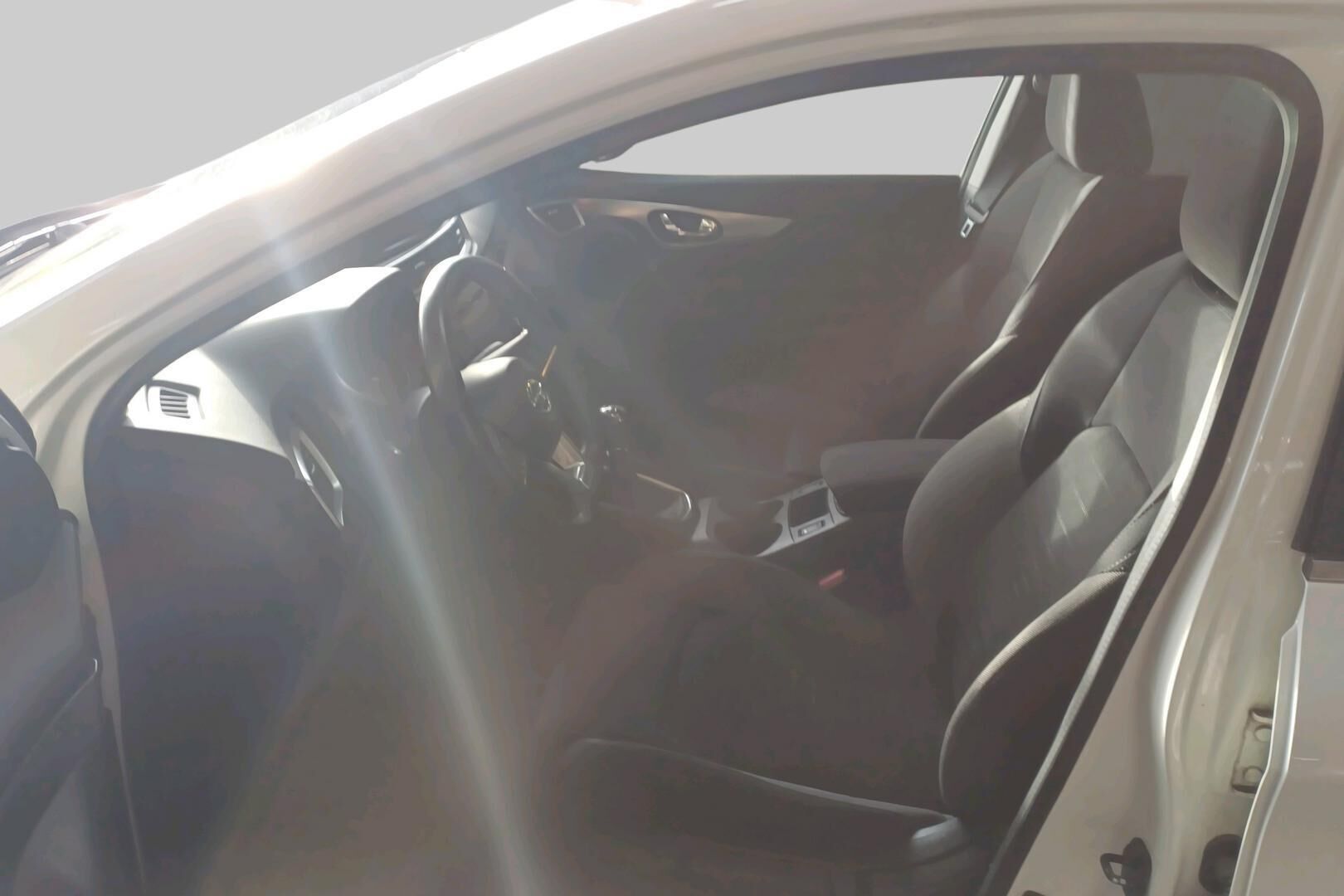 Nissan Qashqai iso kuva 2
