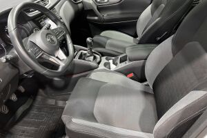 Nissan Qashqai esikatselu 9