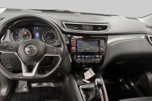 Nissan Qashqai esikatselu 11