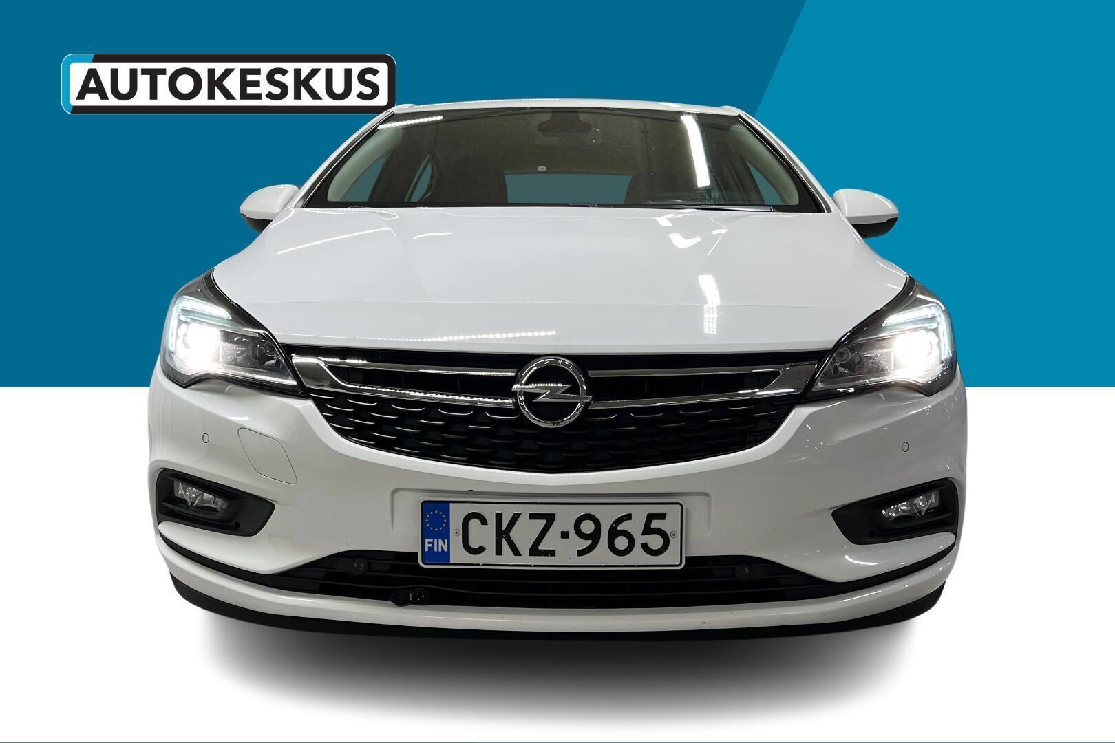 Opel Astra iso kuva 2